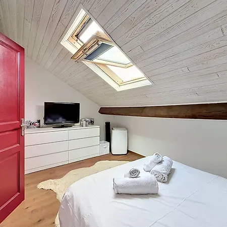 Duplex En Hyper Centre A Pieds * Biarritz