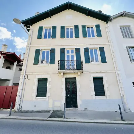 Duplex En Hyper Centre A Pieds Apartment Biarritz